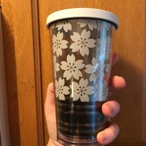 ♥️🌟SOLD🌟♥️Starbucks Cold Cup , flower print 16oz